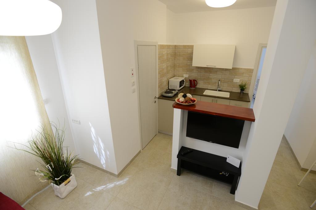 Olga Beach Apartments Haifa Exteriör bild